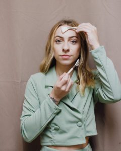 Carlee Oakes esthetician